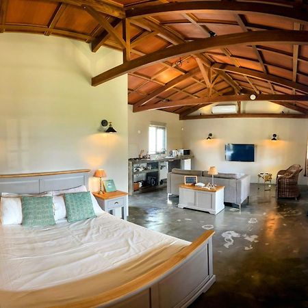 Lakaz Kannell - Vanilla Lodge, Secluded Outside Bath & Shower Infinity Pool เกป มาลเออเรอส์ ภายนอก รูปภาพ
