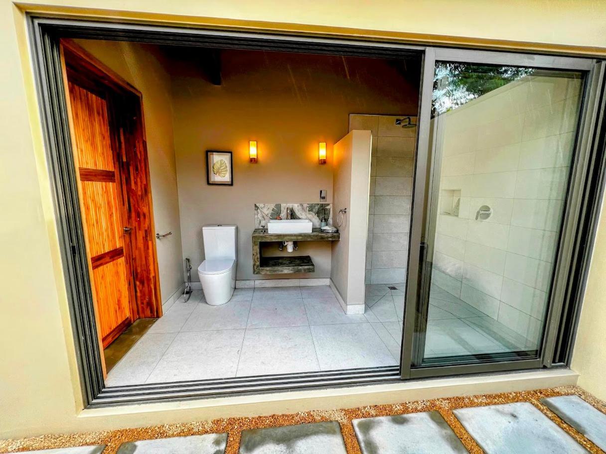 Lakaz Kannell - Vanilla Lodge, Secluded Outside Bath & Shower Infinity Pool เกป มาลเออเรอส์ ภายนอก รูปภาพ