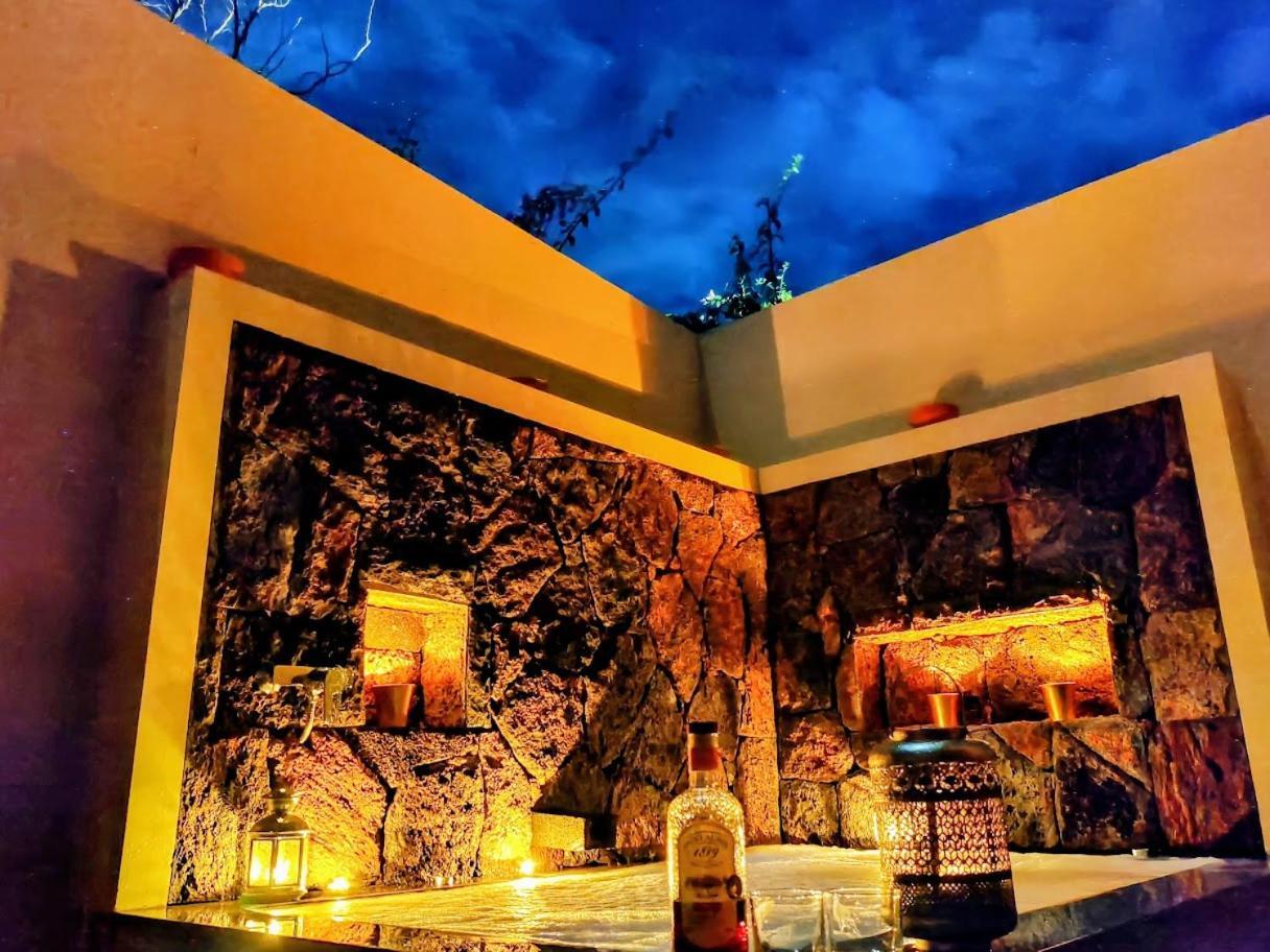Lakaz Kannell - Vanilla Lodge, Secluded Outside Bath & Shower Infinity Pool เกป มาลเออเรอส์ ภายนอก รูปภาพ
