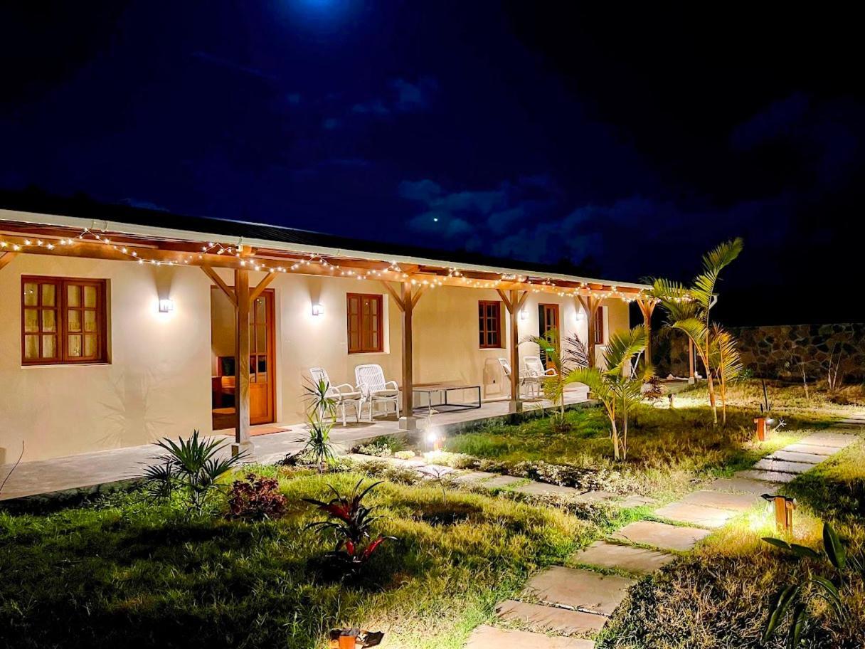 Lakaz Kannell - Vanilla Lodge, Secluded Outside Bath & Shower Infinity Pool เกป มาลเออเรอส์ ภายนอก รูปภาพ