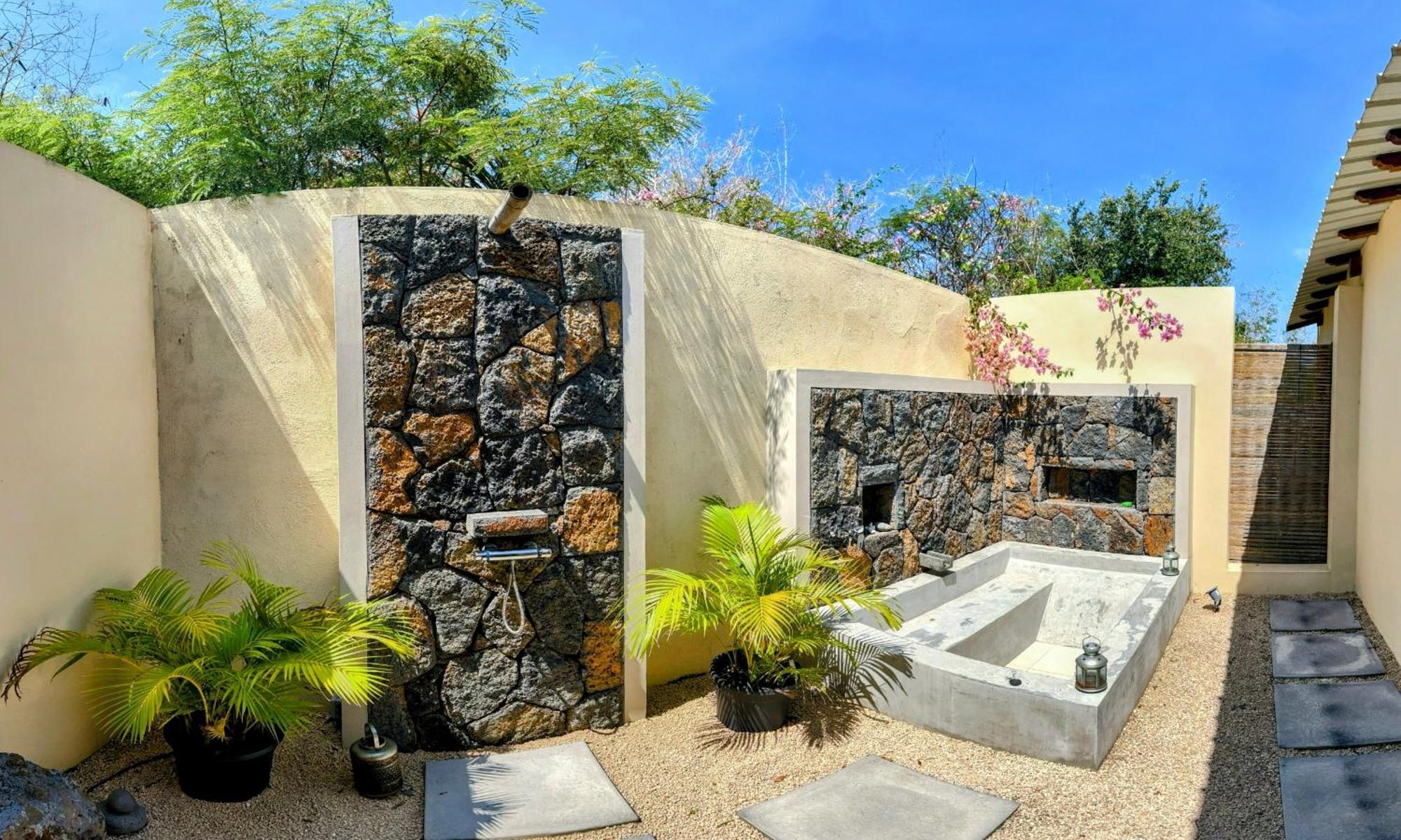 Lakaz Kannell - Vanilla Lodge, Secluded Outside Bath & Shower Infinity Pool เกป มาลเออเรอส์ ภายนอก รูปภาพ
